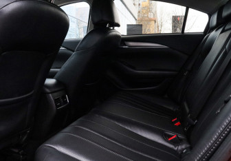 Подержанный автомобиль Mazda 6 Sedan 2019 года (9 фото)