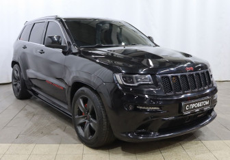Подержанный автомобиль Jeep Grand Cherokee 2013 года (3 фото)