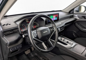 Подержанный автомобиль Haval Jolion 2022 года (16 фото)