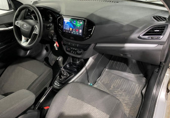 Подержанный автомобиль LADA (ВАЗ) Vesta Wagon 2019 года (10 фото)