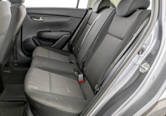 Подержанный автомобиль Kia Rio Hatchback 2021 года (12 фото)