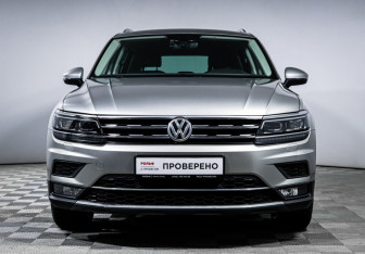 Подержанный автомобиль Volkswagen Tiguan 2018 года (2 фото)