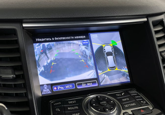 Подержанный автомобиль Infiniti FX 2013 года (16 фото)