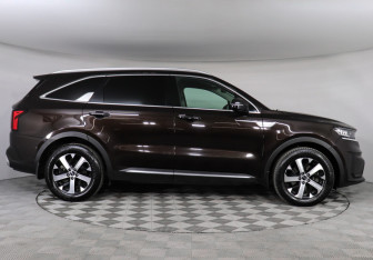 Подержанный автомобиль Kia Sorento 2020 года (4 фото)