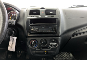 Подержанный автомобиль LADA (ВАЗ) Granta Sedan 2022 года (15 фото)