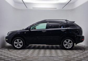 Подержанный автомобиль Lexus RX 2007 года (8 фото)