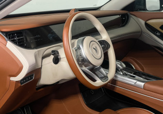 Подержанный автомобиль Voyah Free 2023 года (13 фото)