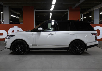 Подержанный автомобиль Land Rover Range Rover 2016 года (8 фото)