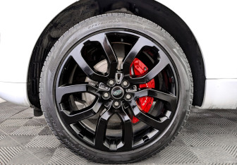 Подержанный автомобиль Land Rover Range Rover Sport 2021 года (18 фото)
