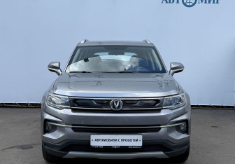 Подержанный автомобиль Changan CS35PLUS 2022 года (2 фото)