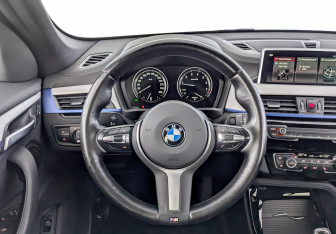 Подержанный автомобиль BMW X1 2020 года (21 фото)