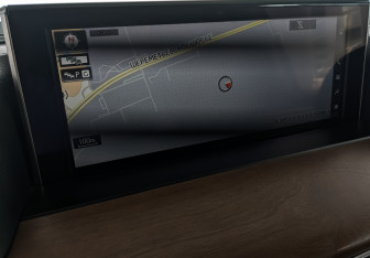 Подержанный автомобиль Lexus LX 2017 года (27 фото)