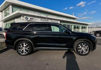 Подержанный автомобиль Hyundai Palisade 2021 года (4 фото)