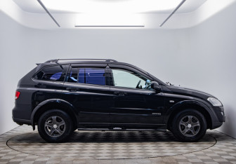 Подержанный автомобиль SsangYong Actyon 2014 года (4 фото)