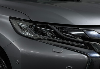 Подержанный автомобиль Mitsubishi Pajero Sport 2018 года (18 фото)