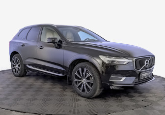 Подержанный автомобиль Volvo XC60 2020 года (3 фото)