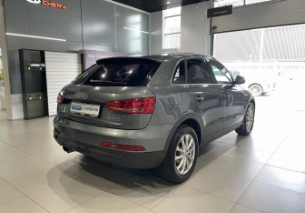 Подержанный автомобиль Audi Q3 2012 года (4 фото)