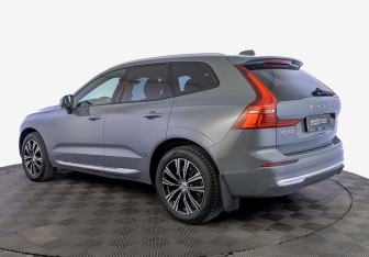 Подержанный автомобиль Volvo XC60 2021 года (7 фото)