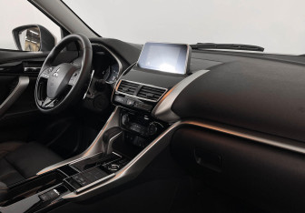 Подержанный автомобиль Mitsubishi Eclipse Cross 2019 года (5 фото)