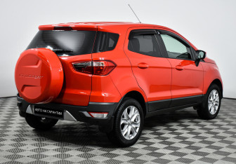 Подержанный автомобиль Ford EcoSport 2016 года (5 фото)