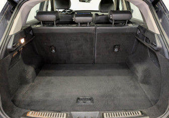 Подержанный автомобиль Exeed LX 2022 года (9 фото)