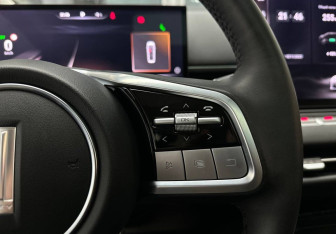 Подержанный автомобиль Wey 80 2025 года (14 фото)