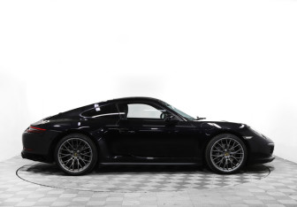 Подержанный автомобиль Porsche 911 Coupe 2017 года (4 фото)