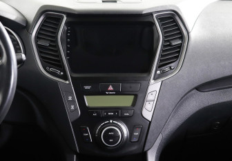 Подержанный автомобиль Hyundai Santa Fe 2014 года (9 фото)