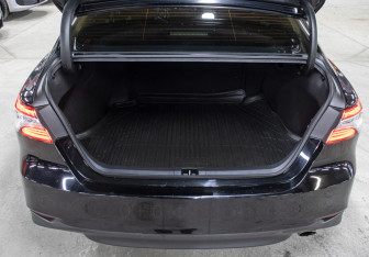 Подержанный автомобиль Toyota Camry Sedan 2020 года (10 фото)