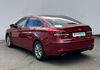 Подержанный автомобиль Hyundai i40 Sedan 2016 года (7 фото)