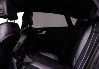 Подержанный автомобиль Audi A5 Liftback 2019 года (13 фото)