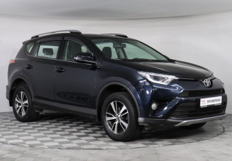 Подержанный автомобиль Toyota RAV4 2016 года (3 фото)