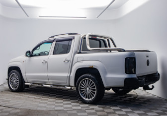 Подержанный автомобиль Volkswagen Amarok 2012 года (2 фото)