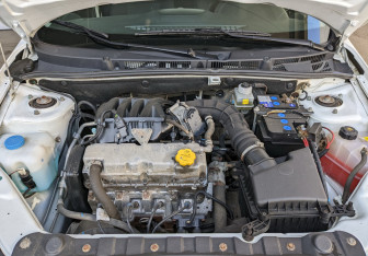 Подержанный автомобиль LADA (ВАЗ) Granta Sedan 2023 года (21 фото)