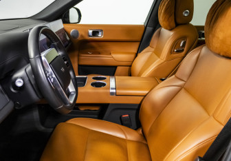 Подержанный автомобиль LiXiang L9 2023 года (14 фото)