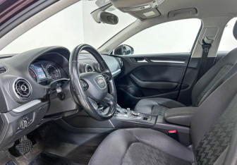 Подержанный автомобиль Audi A3 Sedan 2014 года (8 фото)