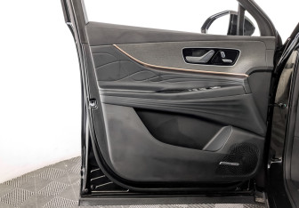 Подержанный автомобиль Jaecoo J8 2024 года (19 фото)