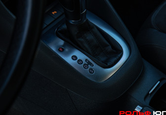 Подержанный автомобиль Volkswagen Golf Hatchback 2012 года (13 фото)
