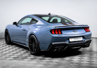 Новый Ford Mustang Coupe 2023 (7 фото)