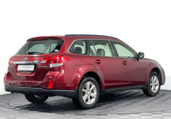 Подержанный автомобиль Subaru Outback Wagon 2012 года (5 фото)