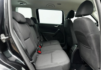 Подержанный автомобиль Skoda Yeti 2016 года (11 фото)