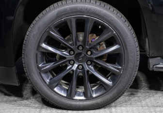 Подержанный автомобиль Cadillac Escalade Suv 2019 года (27 фото)