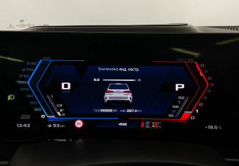 Подержанный автомобиль BMW X5 M 2024 года (13 фото)