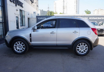 Подержанный автомобиль Opel Antara 2008 года (4 фото)