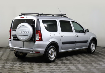 Подержанный автомобиль LADA (ВАЗ) Largus Wagon 2014 года (3 фото)