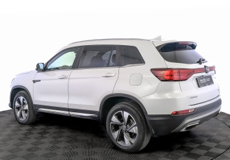 Подержанный автомобиль Changan CS75 2020 года (7 фото)