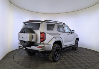 Новый Tank 400 2025 (2 фото)