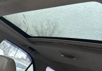 Подержанный автомобиль Kia Sorento 2002 года (19 фото)