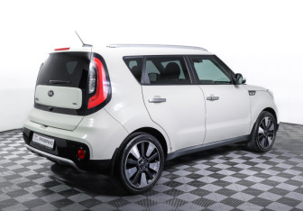 Подержанный автомобиль Kia Soul 2017 года (6 фото)