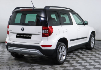 Подержанный автомобиль Skoda Yeti 2014 года (3 фото)